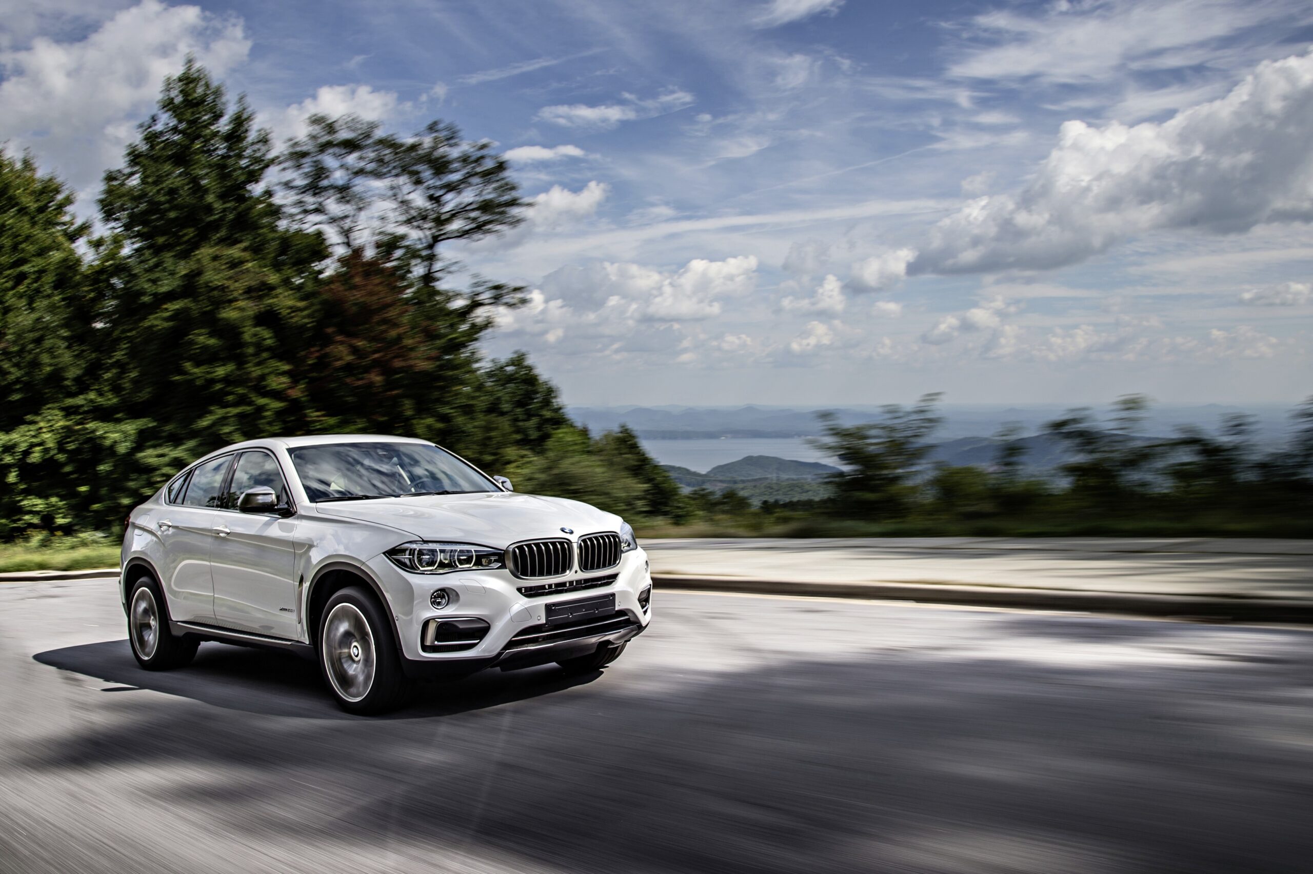 Driven: 2015 BMW X6. An Uncompromising Compromise.