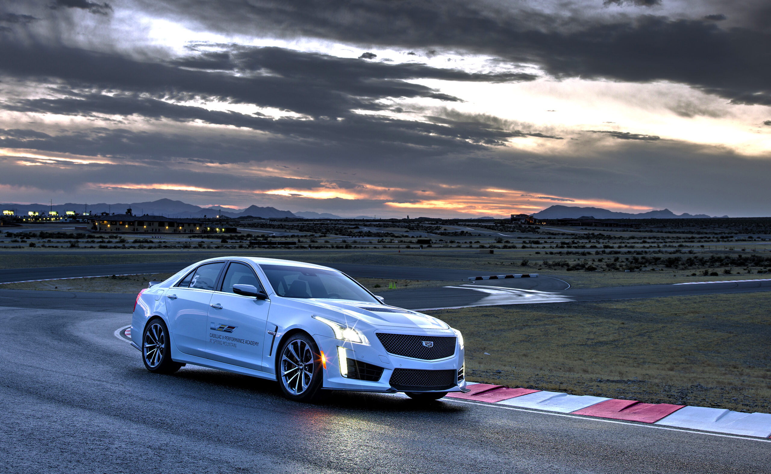 Cadillac Announces V-Performance Academy