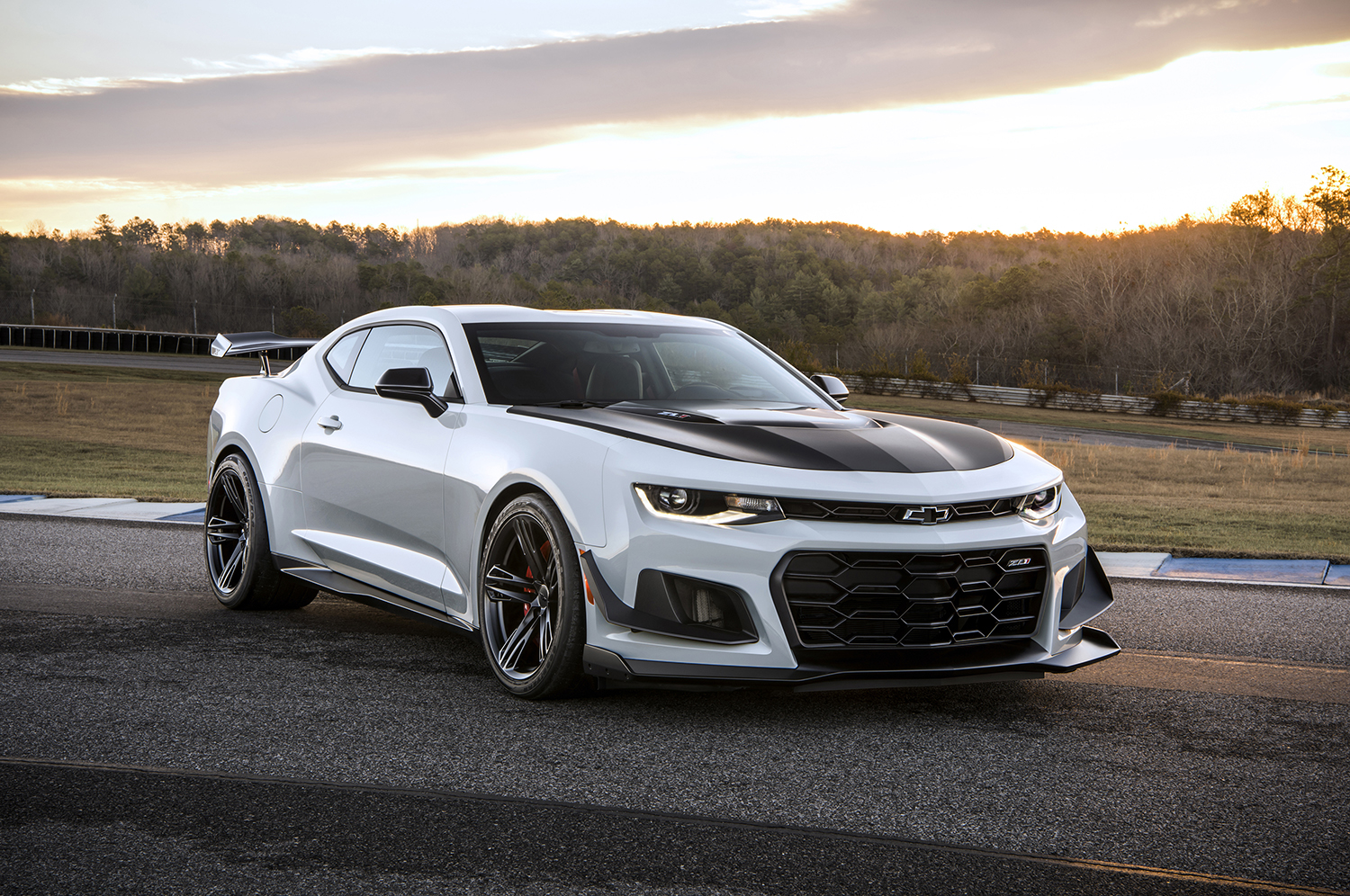 Chevy Unleashes a Track Assassin – the 2018 ZL1 1LE