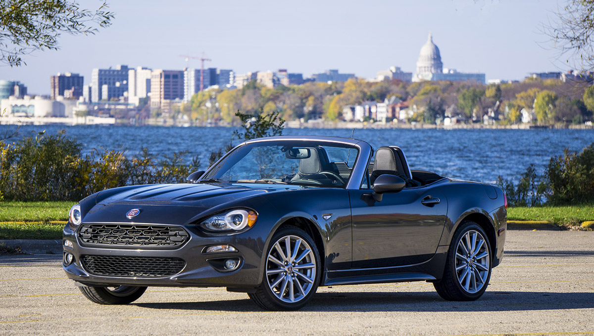 Destination: Nowhere special in the 2017 Fiat 124 Spider Lusso