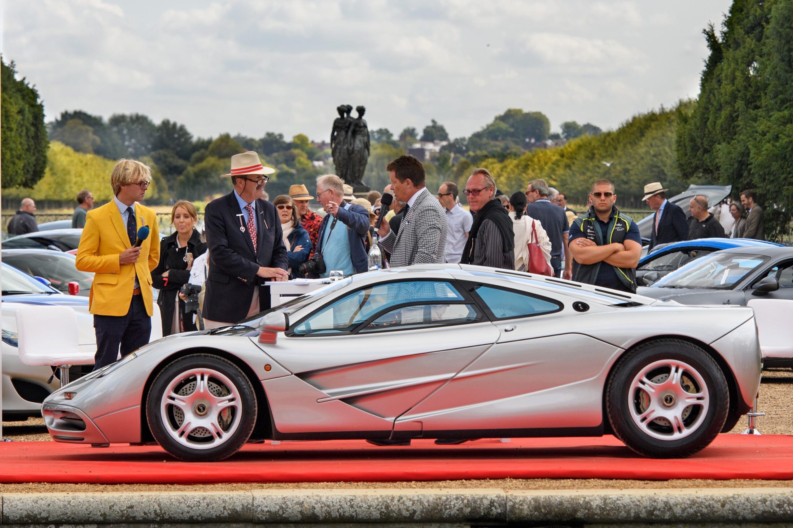 The Ultimate McLaren F1 Road Car: Chassis 018, Automobiles