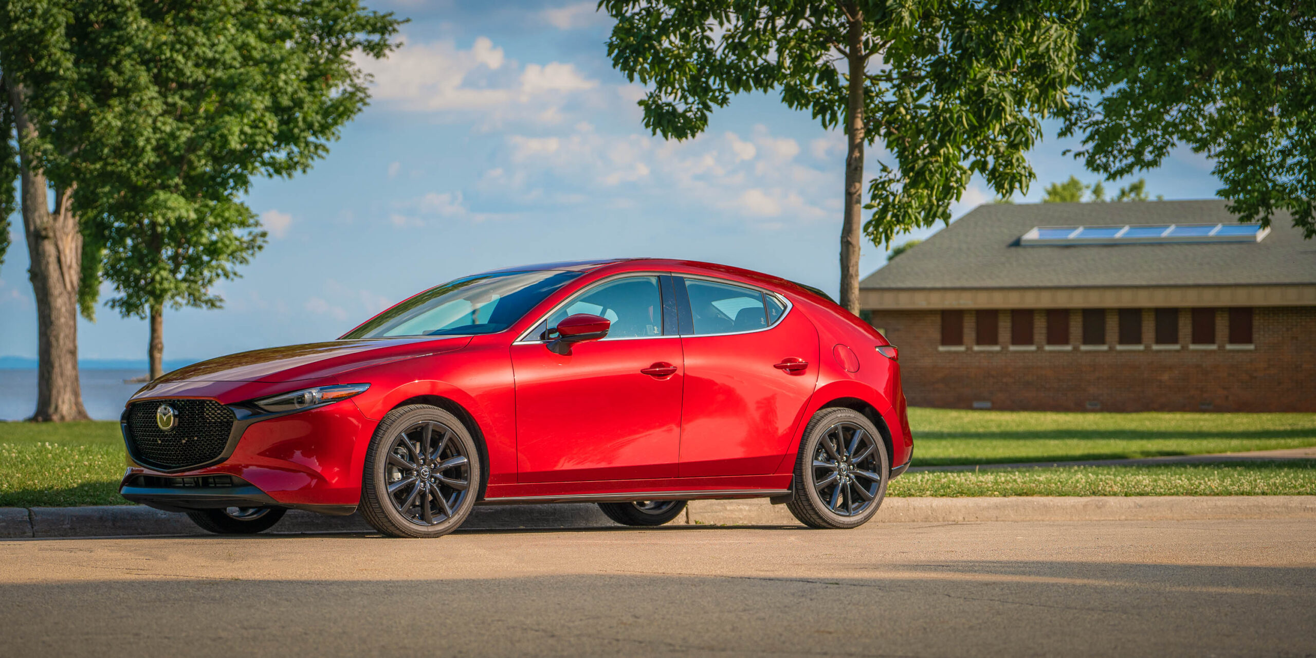 2019 Mazda3 Hatchback AWD Review – Comfortable Alternative